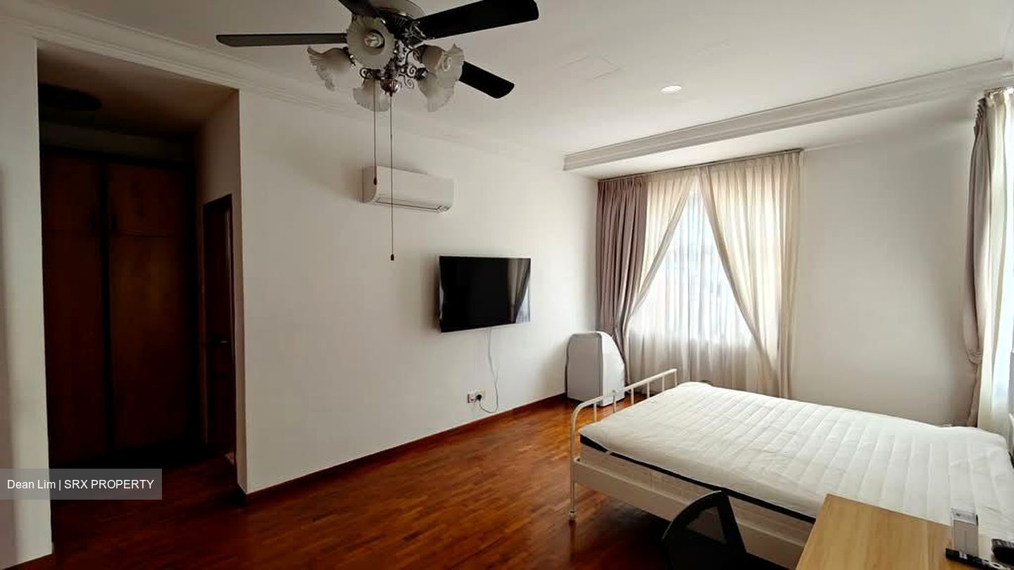 Pinewood Grove (D25), Terrace #582363821